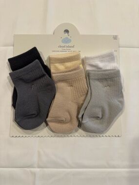 Cloud Island socks set of 6- NWT